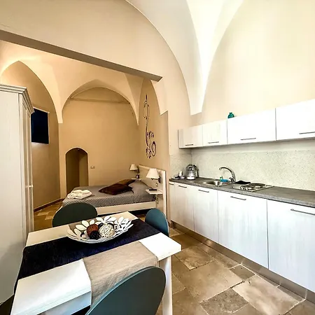 ゲストハウス Finya Apartments - Affitti Brevi Italia